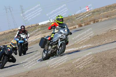 media/Mar-07-2022-Fun Track Dayz (Mon) [[9cc4a7dca7]]/Novice Group/145pm (Grapevine)/